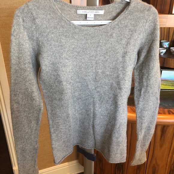 Diane Von Furstenberg cashmere sweater - Picture 8 of 8